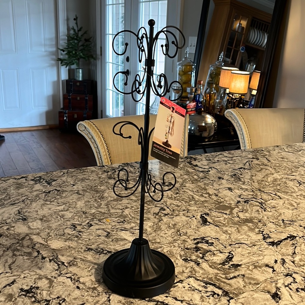 Jewelry tree